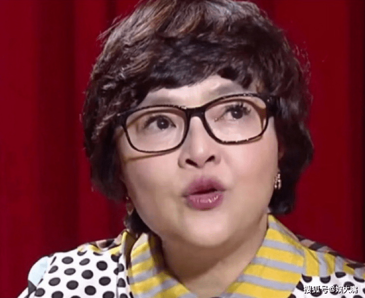 最悲不过纪宝如!父母弃养,外婆打抑制生长素送歌厅,曾割腕自杀