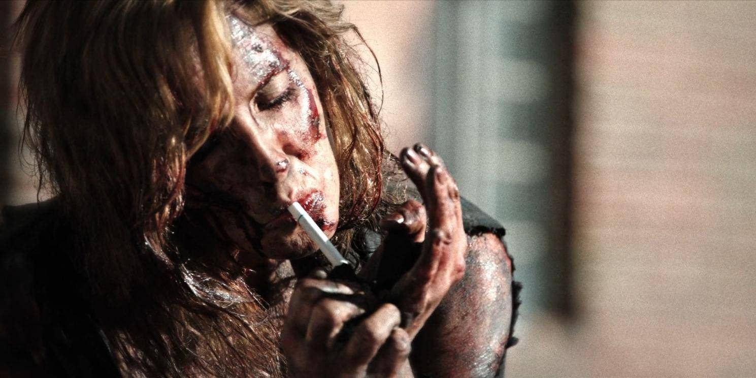 贝丝|9.8分，近几年最硬的美剧回归了！