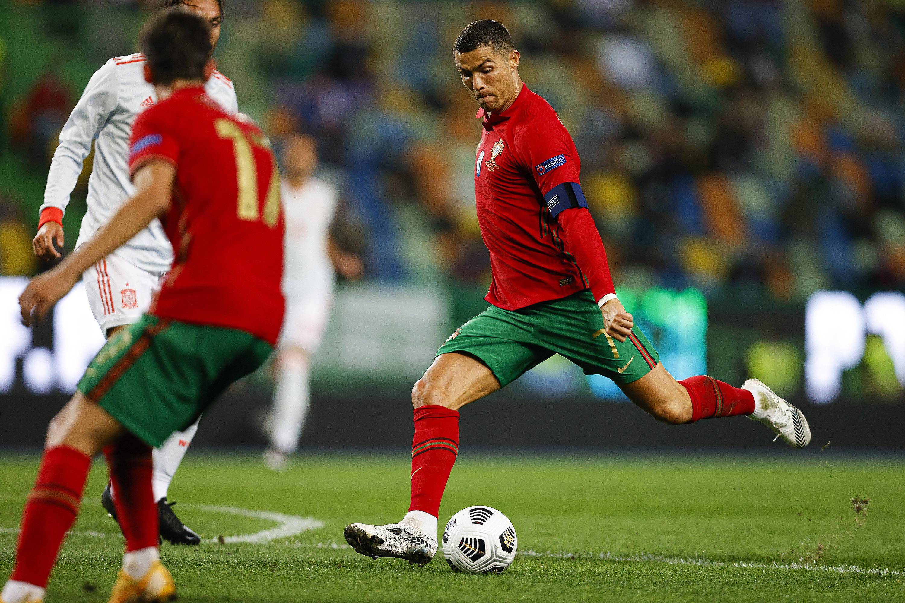 难上加难,附加赛葡萄牙压力山大,c罗能否圆梦世界杯?