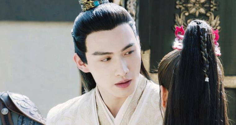 古偶剧|《司藤》之后，28岁张彬彬再挑战古偶剧，这次终于不是“姐弟恋”