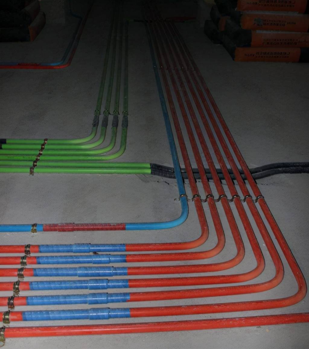 因此,水电装修建议不要开槽了,学一学这种不开槽布线方式,让你