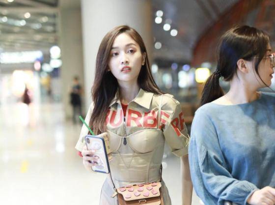 言一|“撒谎成性”吴宣仪：曾言一天喝8杯奶茶，后竟澄清是为治疗贫血