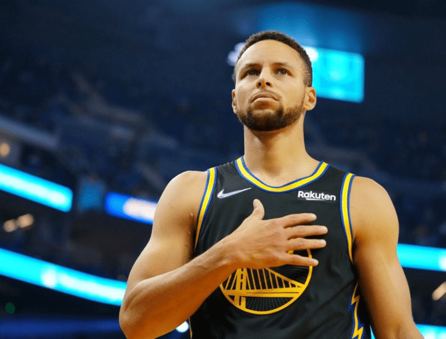 历史纪录|库里一数据创NBA历史纪录，2021年有望投中500记三分球？