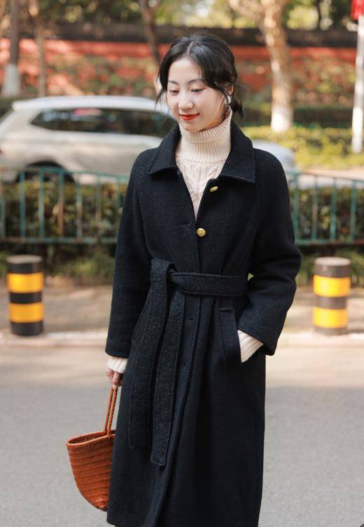 颜色 天冷了怎么穿？实用又保暖的冬季穿搭示范，让你气质翻倍还暖和