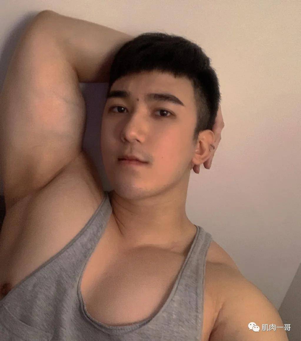 ▼给人一种青春无敌活力四射的即视感是80后大姐姐们最喜欢的类型光看