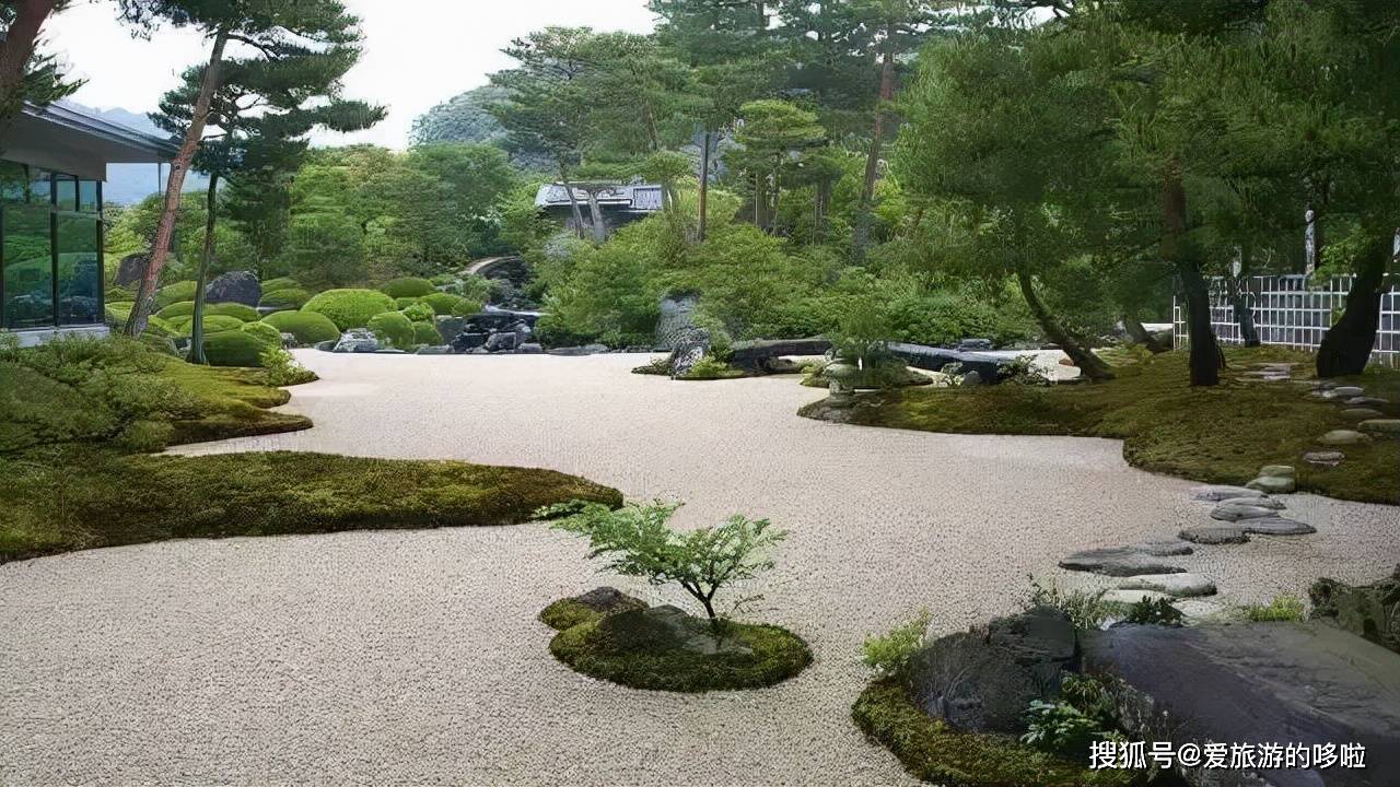 岛根县足立全康10除砂石枯山水这种大家所熟知的庭园类型外,还有一种
