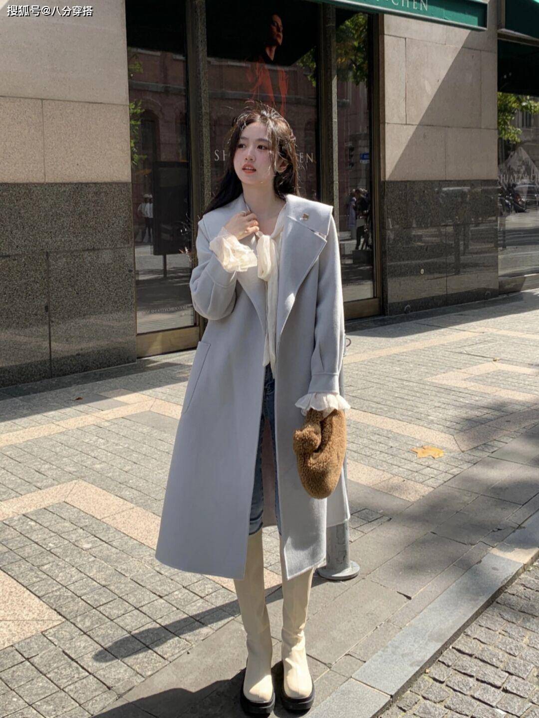 黑色 冬天穿大衣最好选这几个颜色,温柔显白不挑人,黑黄皮也能驾驭