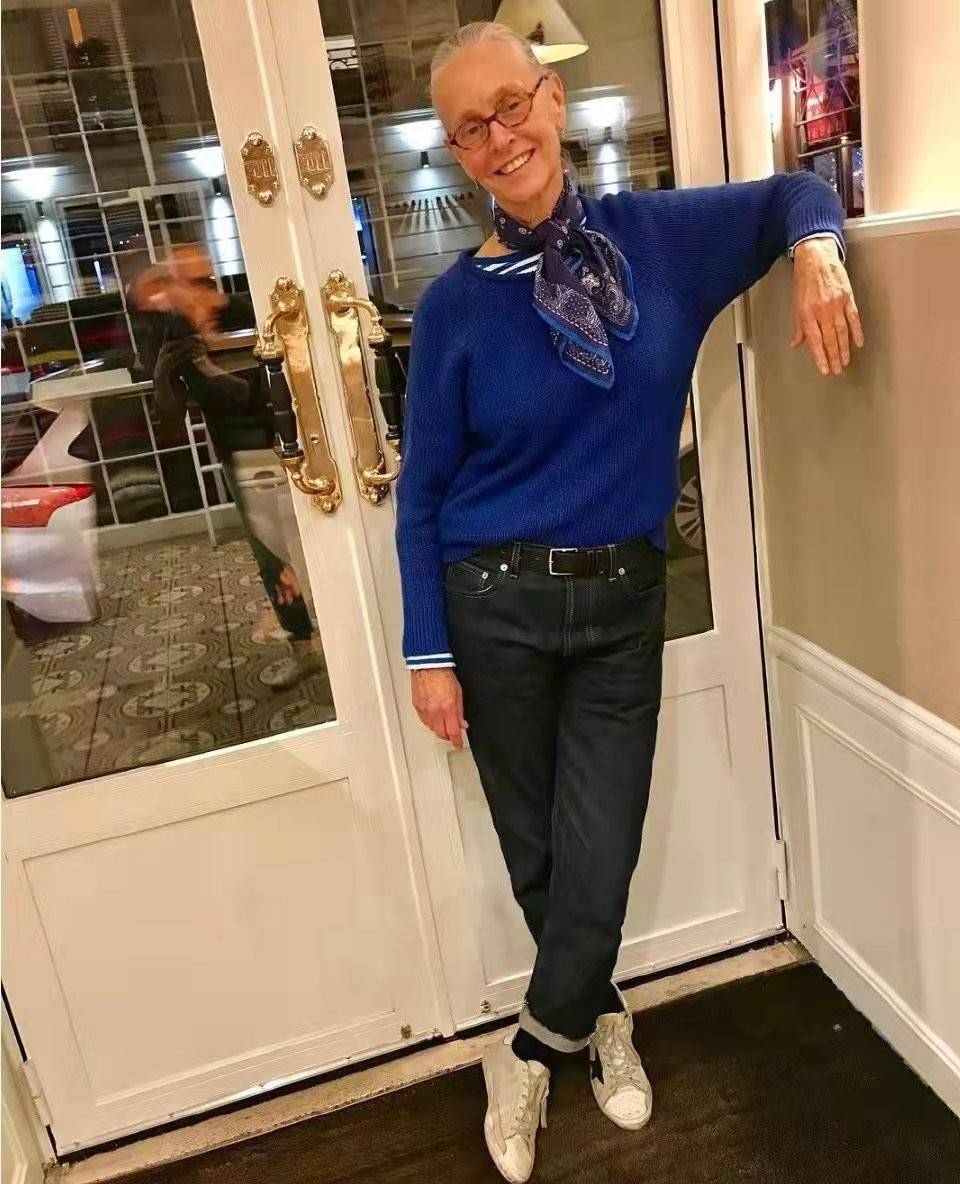 配饰 冬季精致女人，离不开这种配饰，这样搭配每一种造型都经典