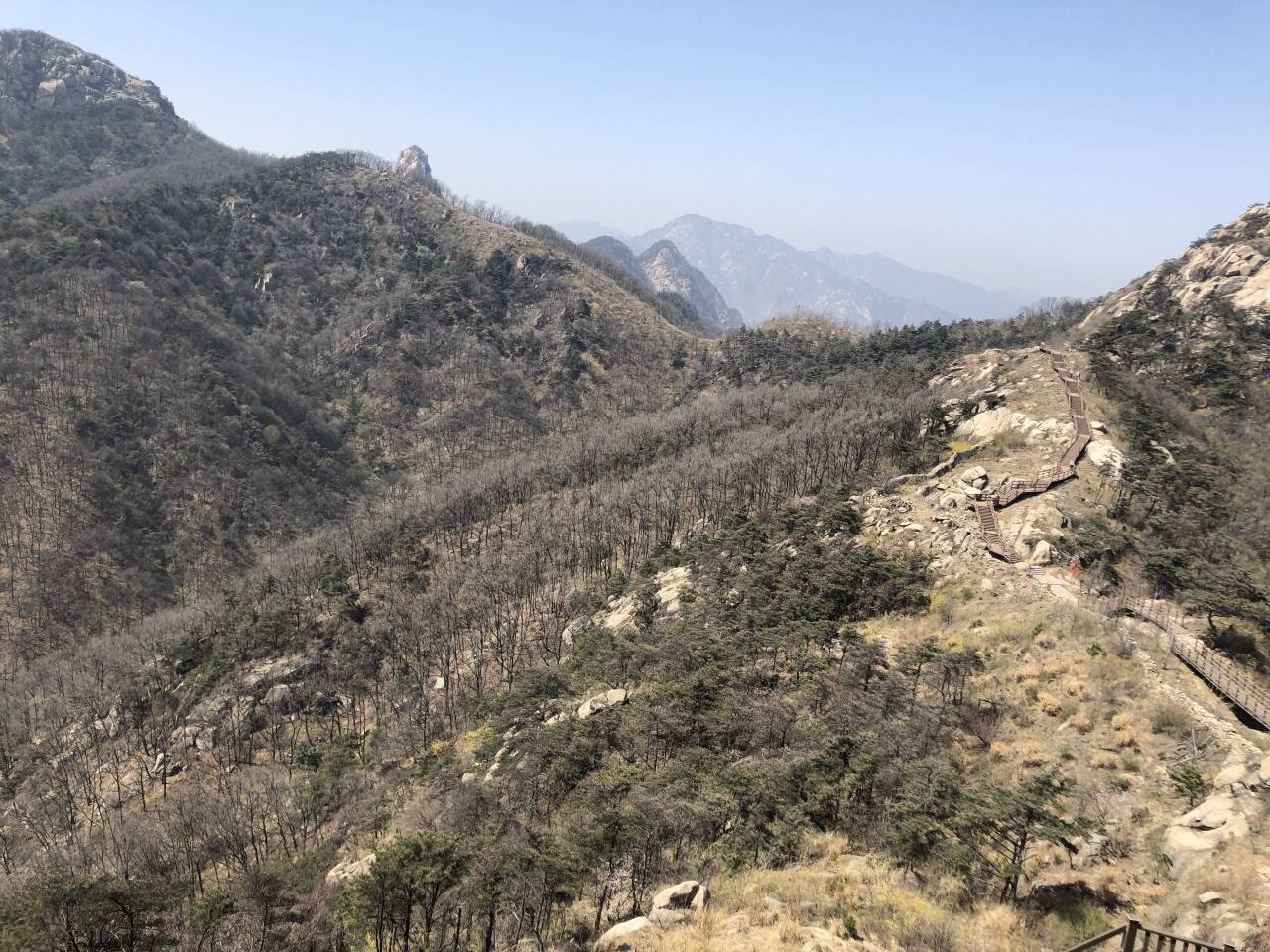 山东省第一大山,海拔1156米,是世界知名养生长寿圣地