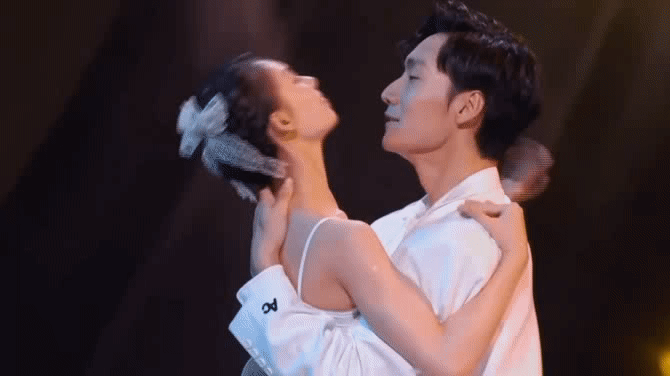 跳水|这年头,连张卫健吴镇宇都去搞唱跳了?