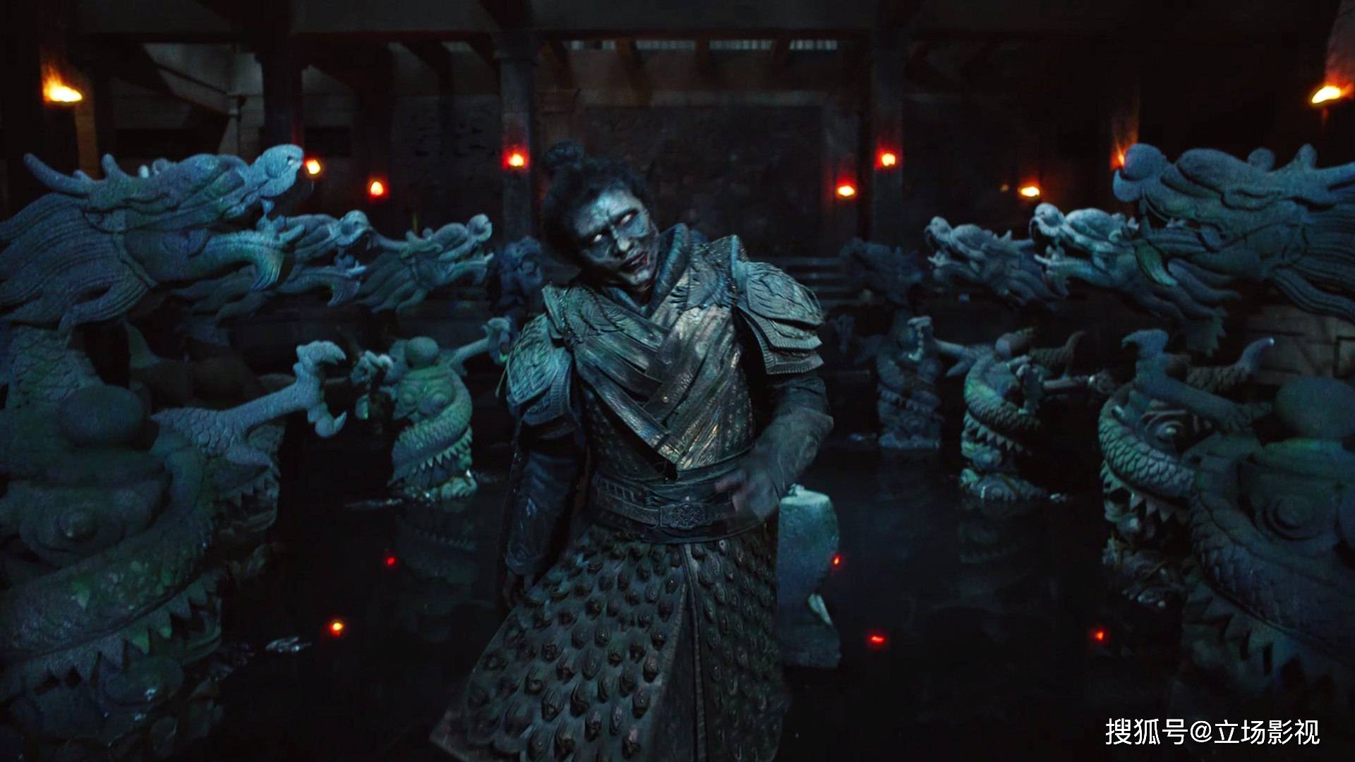 向东|上线就冲上第2，《发丘天棺》却满屏尴尬，就这也能“鬼吹灯”？