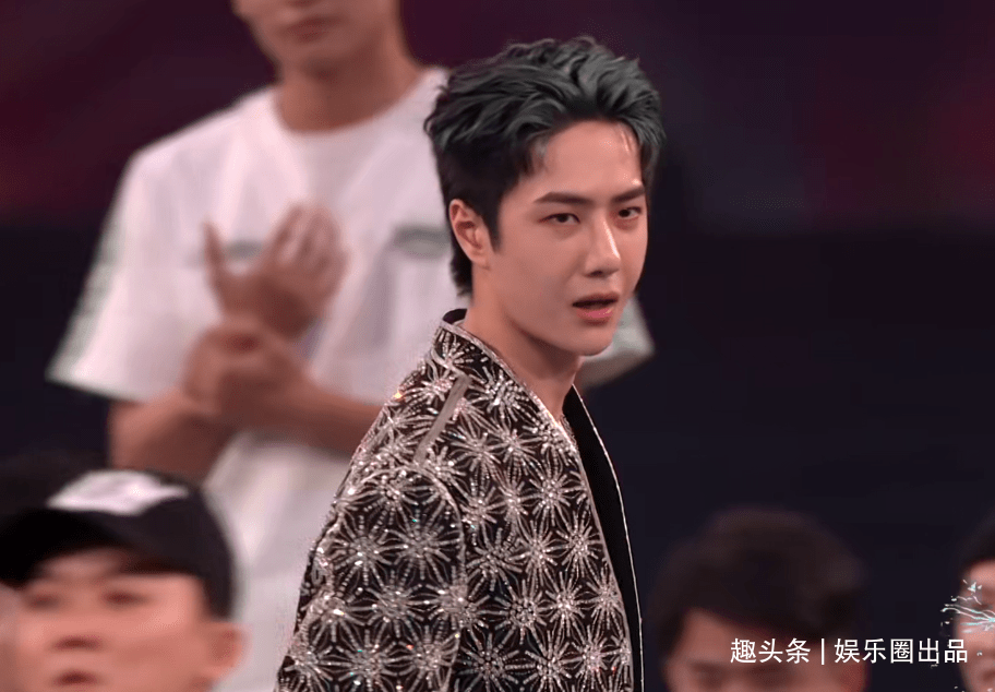 杨凯引|布布输给杨凯引热议，助跳嘉宾实力悬殊，节目组偏袒杨凯太明显