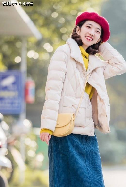 短袜 今年流行这几款半身裙,优雅温柔又百搭,照着穿准没错