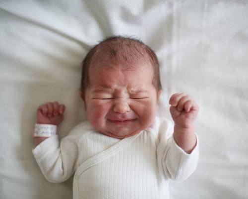 婴儿几个月开始变漂亮 4f2bb3c17d18438b887c9a7109a3e488.jpeg