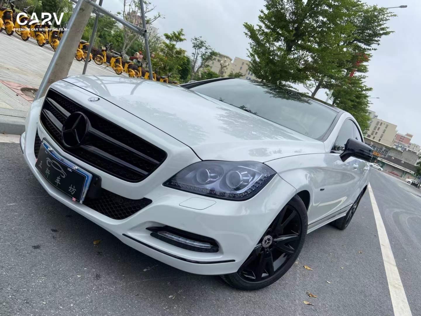 奔驰cls300卡孚改色膜水晶火山灰