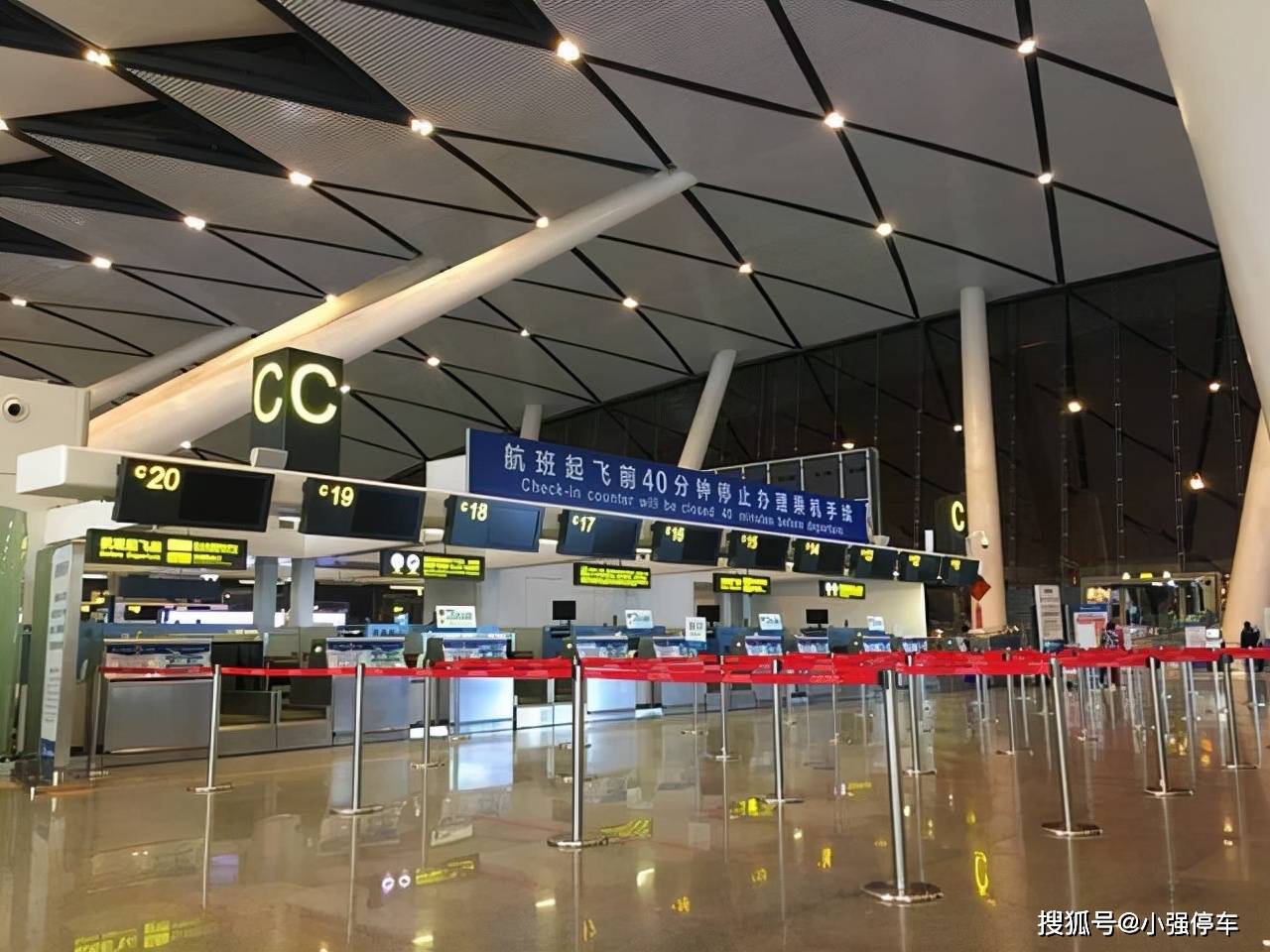 吴圩机场登机口图片