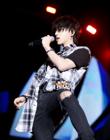 舞台|华晨宇火星演唱会预热，主舞台多视角呈现，打造火星上的音乐家园