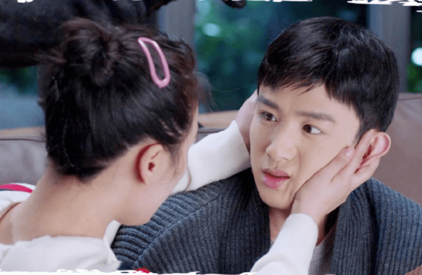 邢克垒|《城池营垒》吻戏花絮，马思纯主动吻别，白敬亭的小表情我酸了！