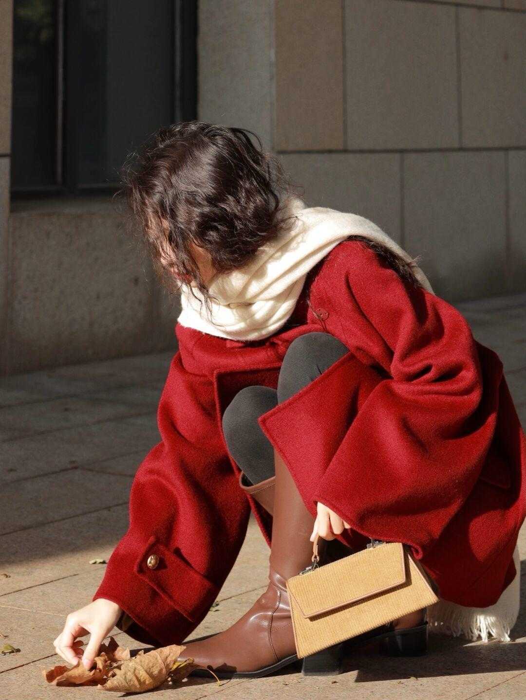 皮鞋 不露腿的冬季穿搭来喽,码住这几件单品,保暖时髦又有质感