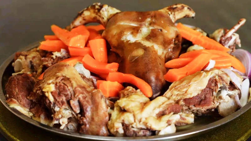 吉木乃县特色美食萨吾尔焖羊肉要上冬博会约吗