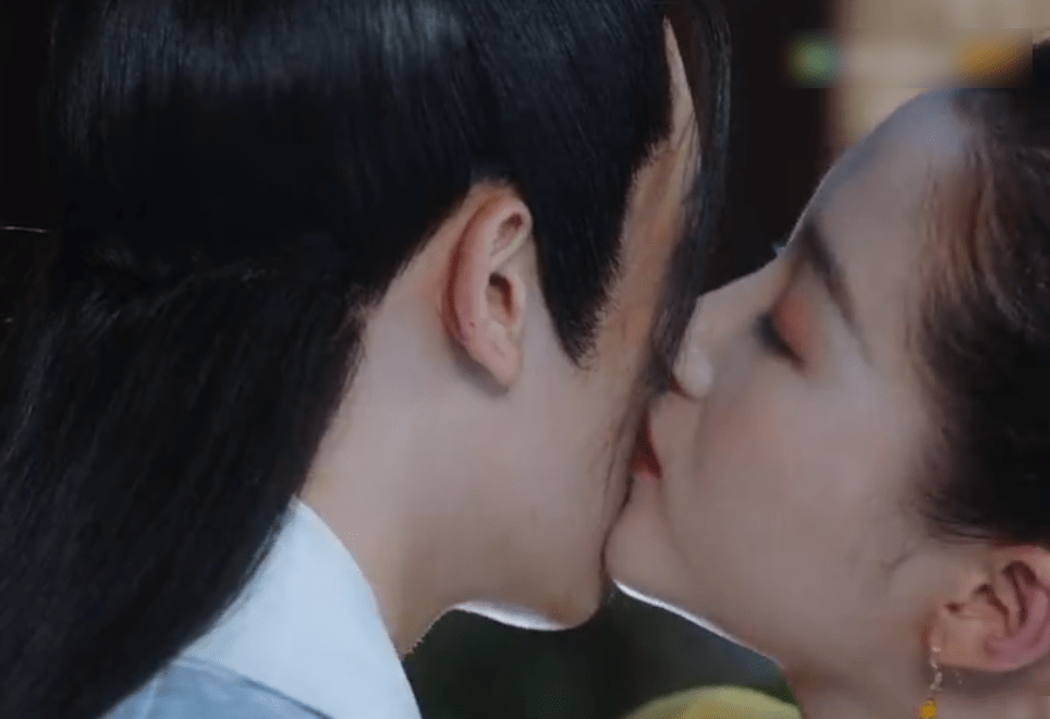 梁爽|《这般女子》定档,关晓彤侯明昊在线发糖,预告吻戏也太好嗑了!