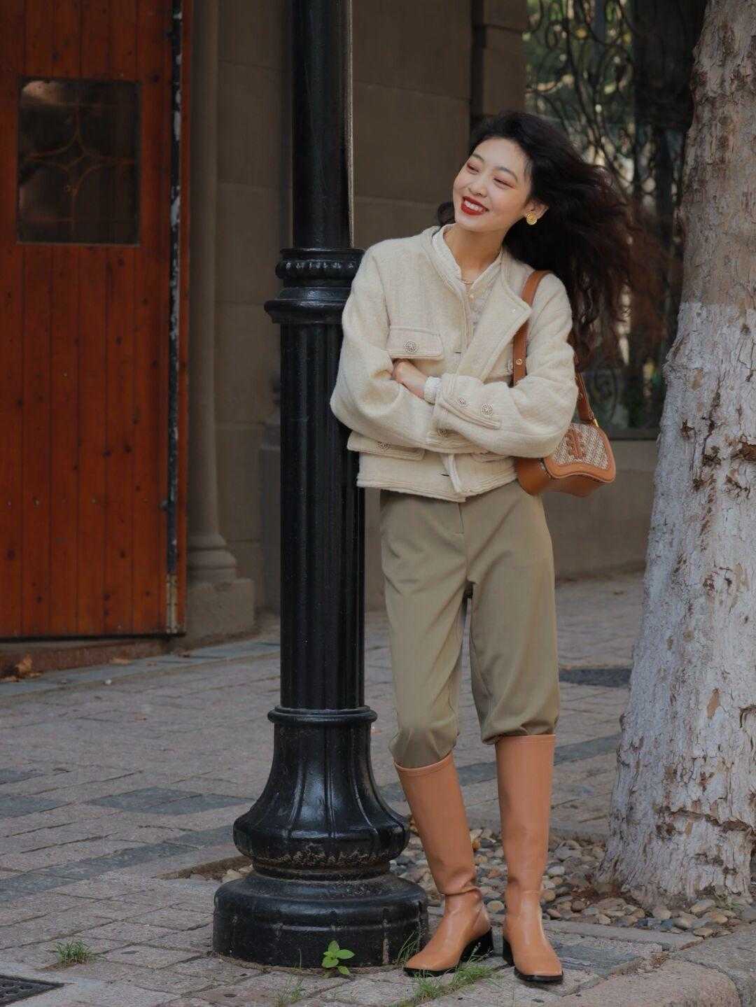 皮鞋 不露腿的冬季穿搭来喽,码住这几件单品,保暖时髦又有质感