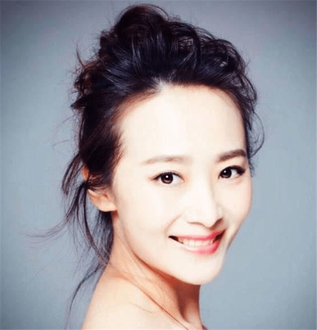 黄海波演过的电视剧_不顾家人反对执意嫁给刚出狱的黄海波(如今曲珊珊