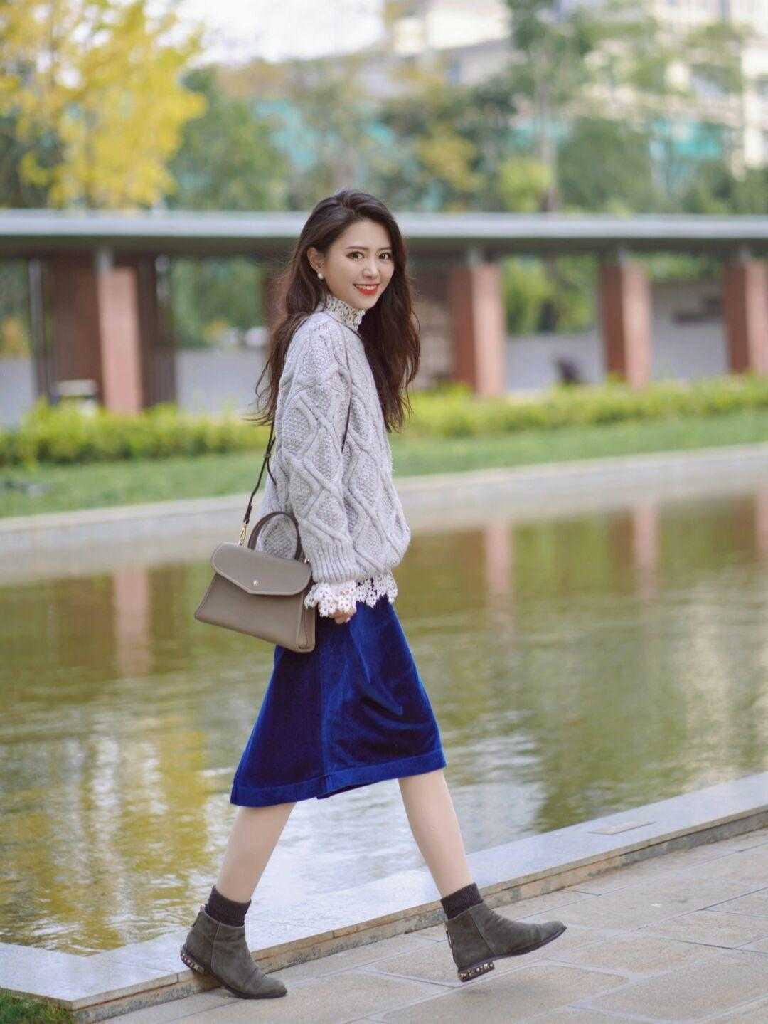 颜色 肉色打底裤怎么穿才不土气？试试这几种搭配方式，优雅显瘦又时髦