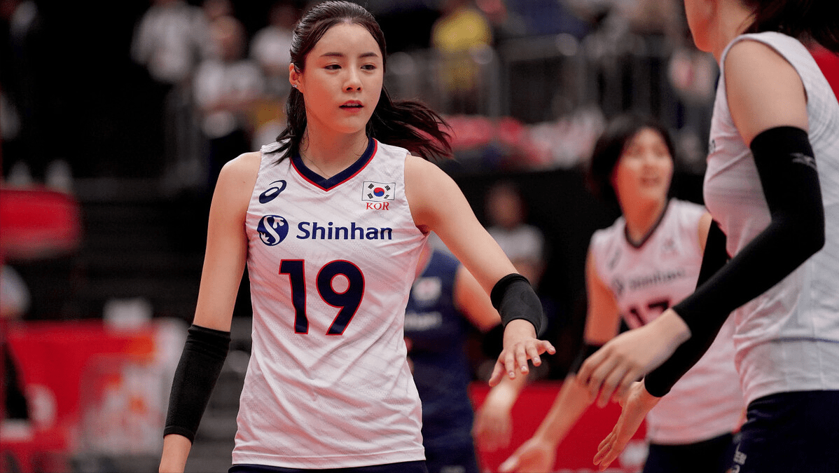 韩国女排弃将首秀完美,率队时隔91年大胜卫冕冠军!