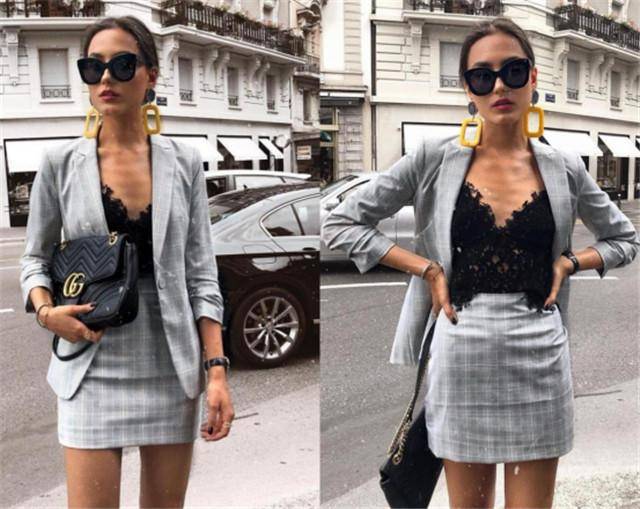 简风 为什么三四十岁的女人更爱“极简风”？优雅、精致、气质通通都有