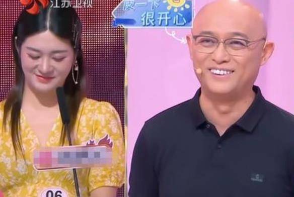 全口娱乐圈人人一口“大白牙”，大概早已忘记“笑不露齿”了吧