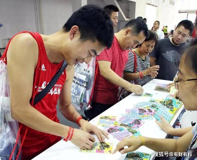 刮刮乐中奖也有窍门有人随随便便中几百有人次次空手而归