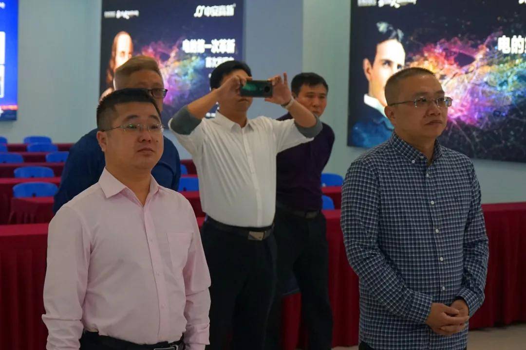 热烈欢迎江西寻乌县县委常委常务副县长罗俊腾一行领导莅临中安考察