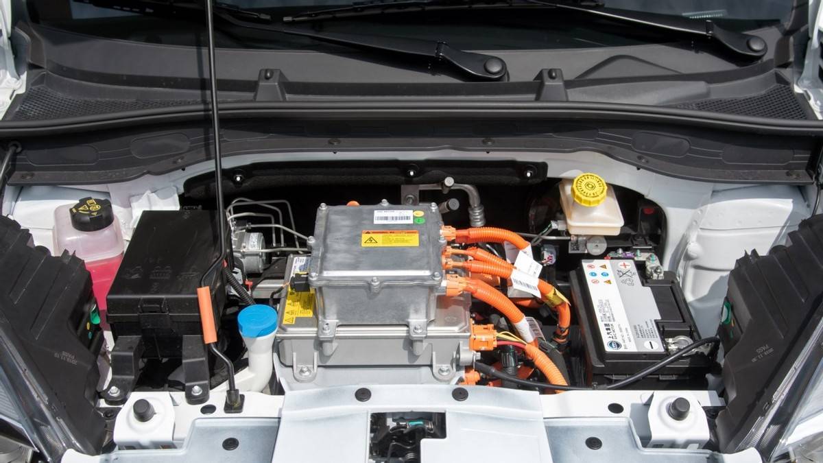 动力荣威科莱威clever全系搭载了一台永磁同步电动机