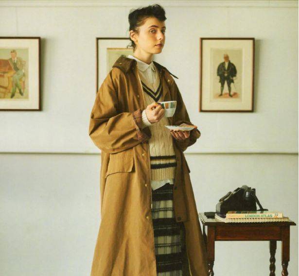 黑色 大衣穿搭守则，又美又飒就对了