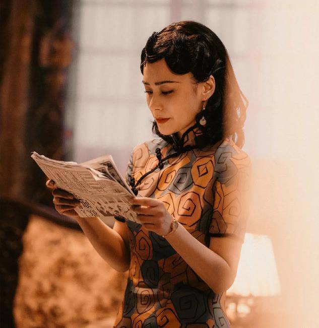 整体 38岁阿娇近照发福,颜值在线看着却老气,和结婚前比状态大变样