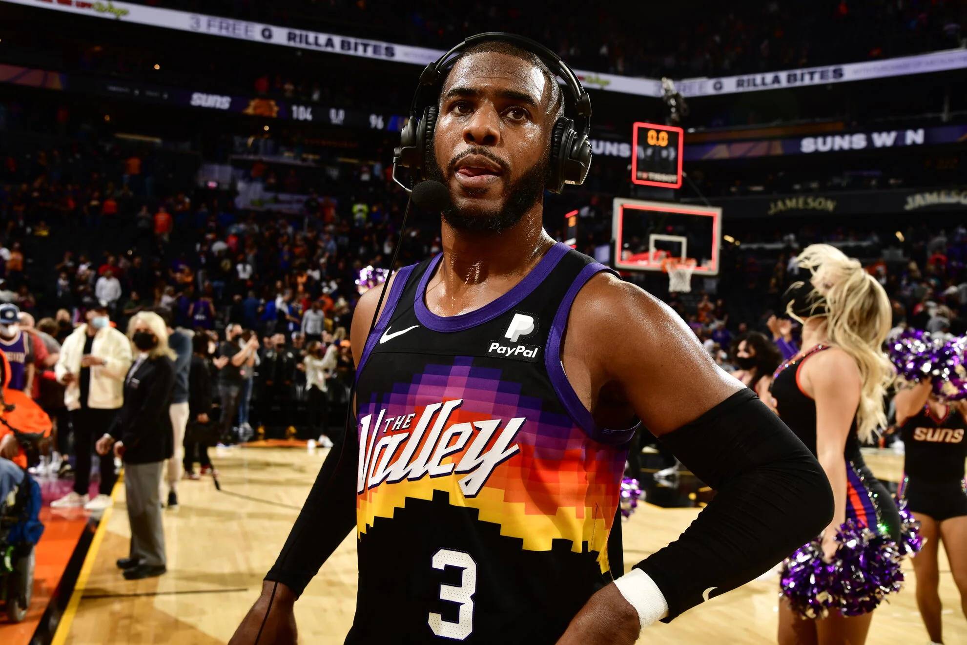 原创大爆冷!3叉戟53 23,太阳掀翻勇士!保罗15 11,库里威金斯33投8中