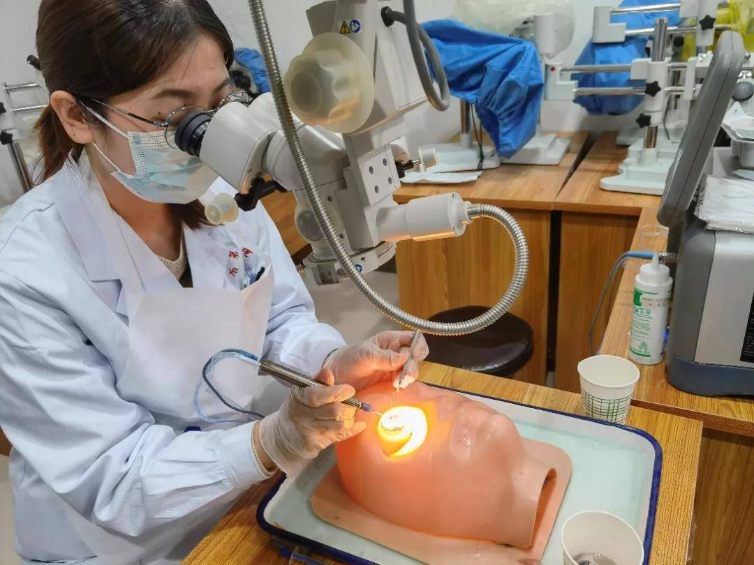 第一医院|西安市第一医院眼科医院Wetlab动物眼手术技术操作培训第一期如期举办