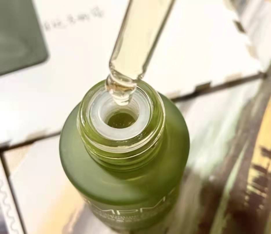 功效分享4款好用的“抗氧化”精华：雅顿功效最全面，PMPM性价比很高