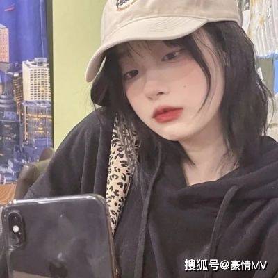 头像很可爱的女生高级头像真人_长发女生意境头像图片