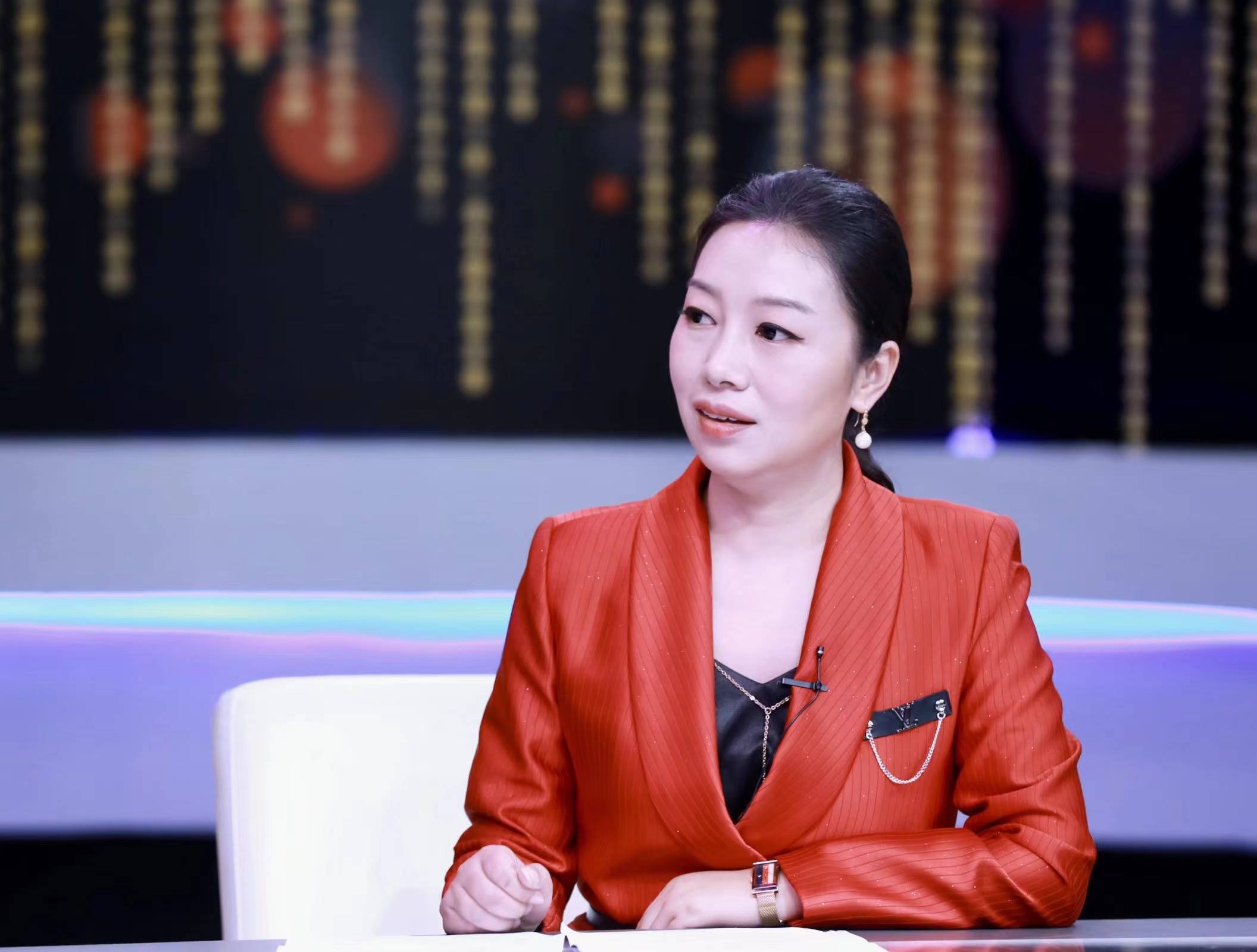 大型百集系列访谈录《荣耀时刻》——成功人士李丹