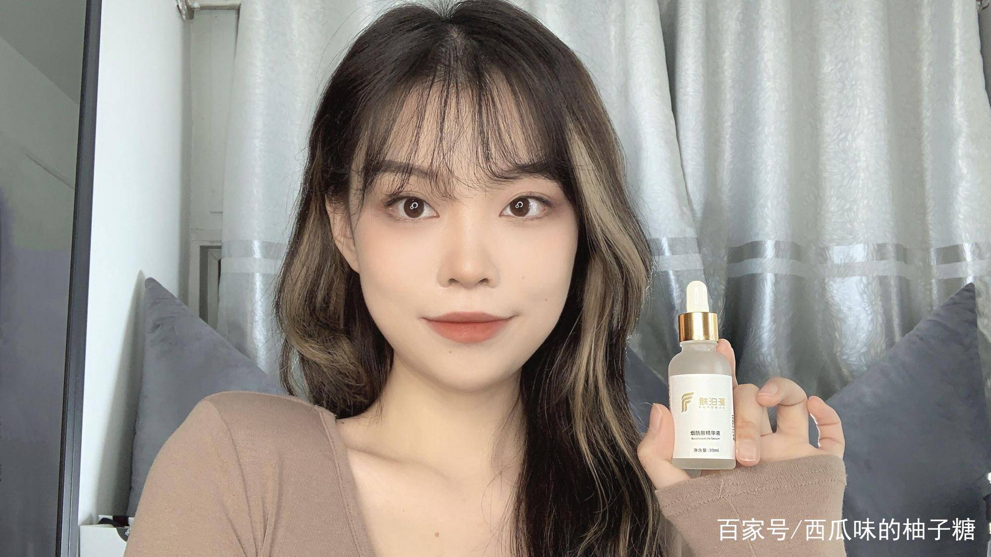 护肤品美白护肤品什么牌子好？十大美白淡斑精华排名按头安利6款！