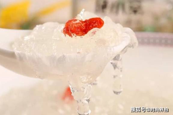 核桃|女人怀孕，4样零食要舍得吃，促进孩子脑部发育，生个高智商娃
