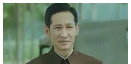 赵丽颖冯绍峰离婚！男方近照状态沧桑曾质问赵丽颖为何跟他结婚202