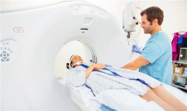 什么|CT扫描肝脏见低密度灶是什么意思？身体会有什么表现？看专家理解