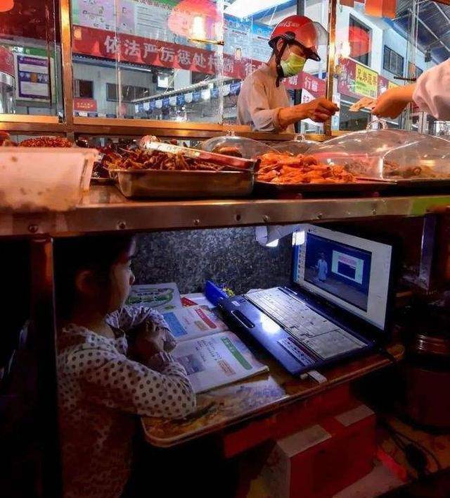 父亲|曹炳琨首当导演,和新任“谋女郎”搭戏,你看哭了吗?