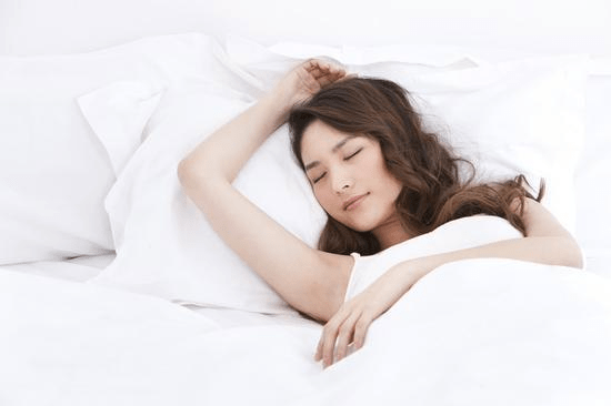 睡眠黄褐斑、雀斑......睡美容觉能预防吗？|贝颜|贝颜美容｜贝颜纹眉