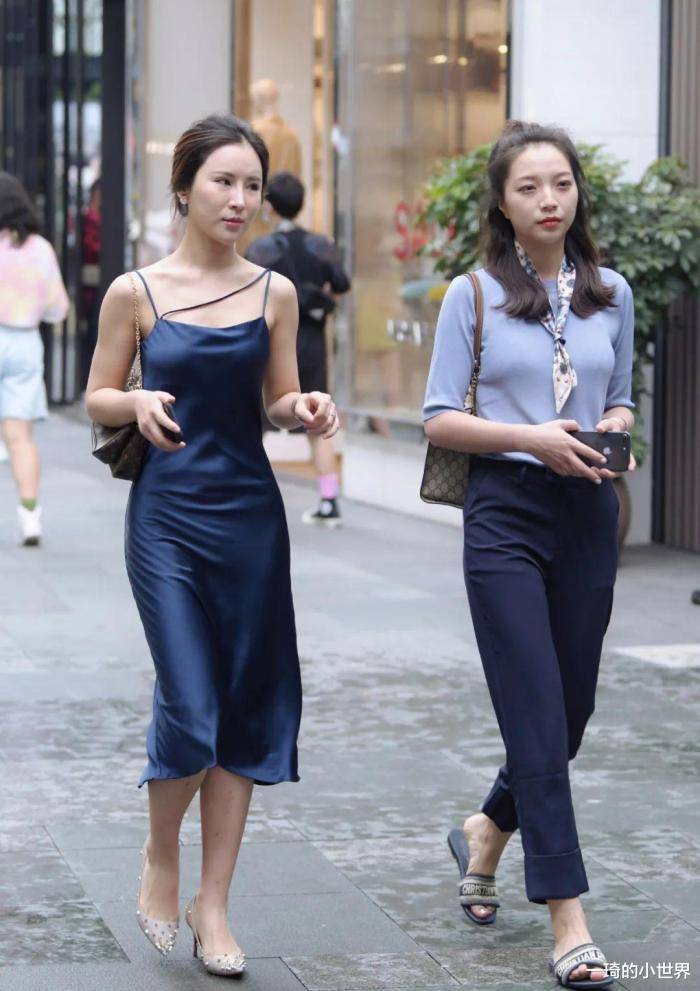 魅力 当她和闺蜜并行的后，魅力瞬间高下立判