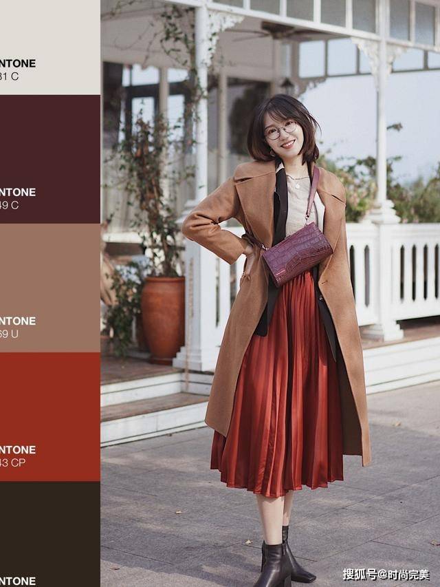 身材 初秋穿“风衣”该如何搭配？学会这两个穿搭技巧，穿出时髦感！