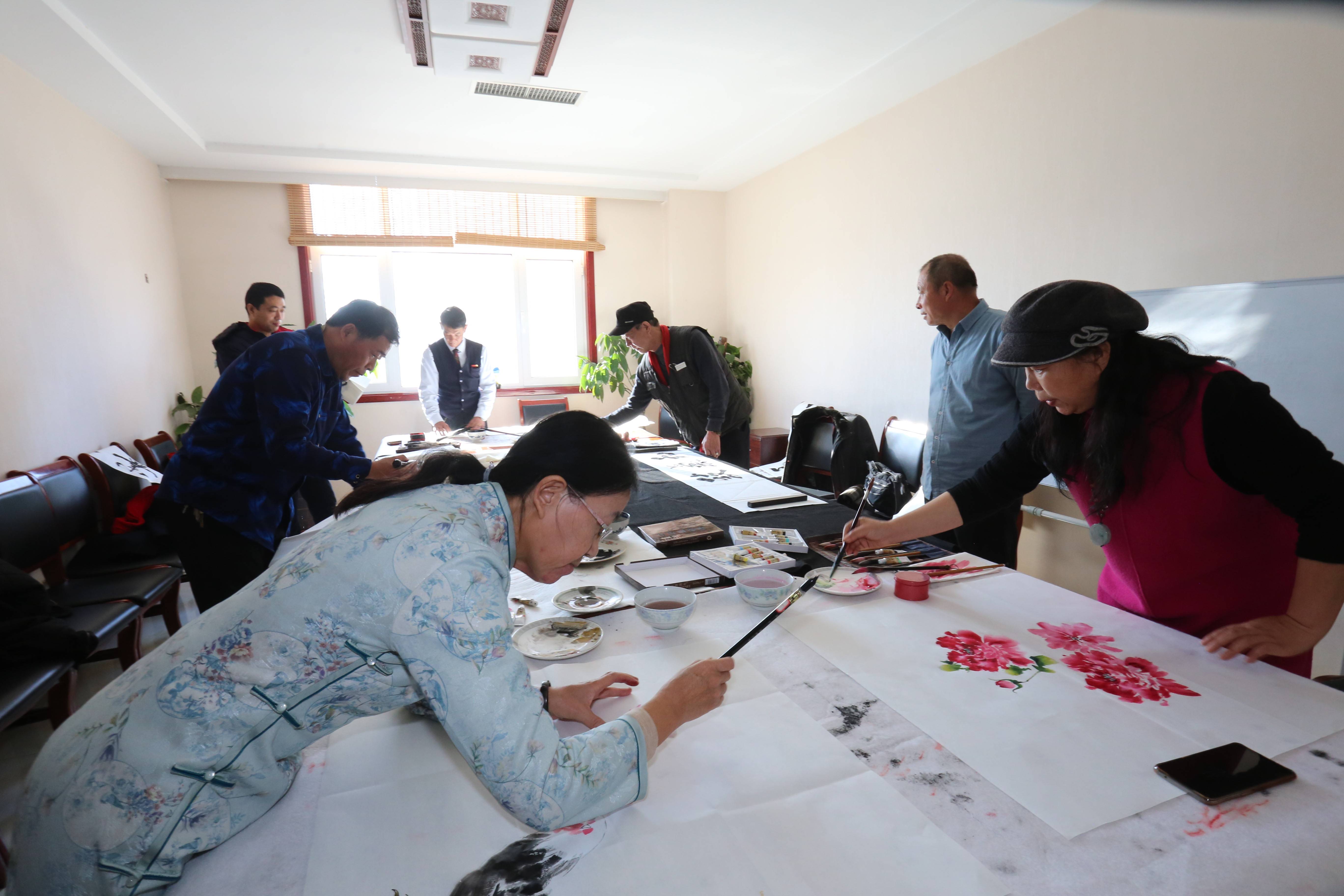 参加本次活动的嘉宾:秦三梅,窦兰芳,杜小卫,马凤